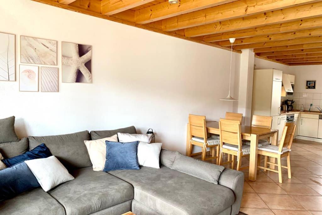 Ferienhaus Mit Bootssteg Am See In Rheinsberg Bagian luar foto