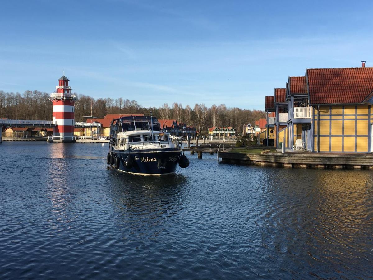 Ferienhaus Mit Bootssteg Am See In Rheinsberg Bagian luar foto