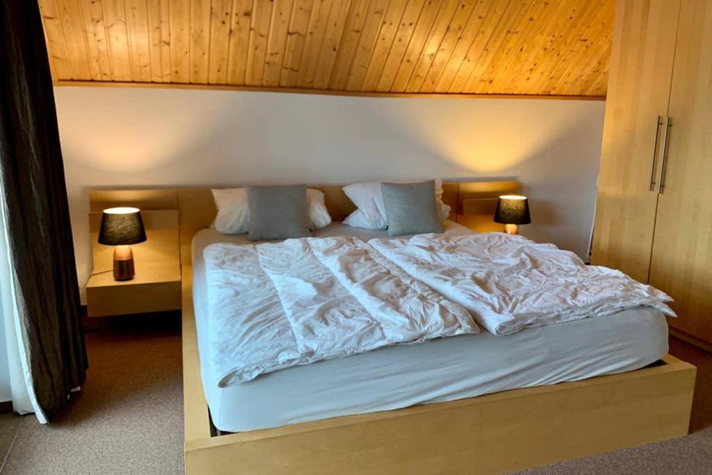 Ferienhaus Mit Bootssteg Am See In Rheinsberg Bagian luar foto
