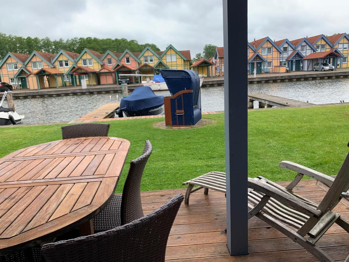 Ferienhaus Mit Bootssteg Am See In Rheinsberg Bagian luar foto